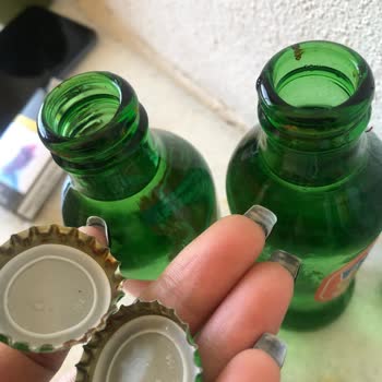 Paslı Kapaklı Frutti Uludağ Cam Şişe İçeceği Sağlık Endişesi Yaratıyor