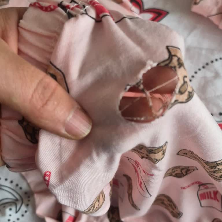 Kuğukids'ten Yanlış Ürün Ve Büyük Yırtık İçeren Pijama İçin İade Talebi