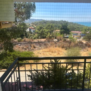 Didim Akbük’te Trafik Hattı Yangını Ev Ve Ormanı Tehdit Ediyor, Acil Yenileme Talebi