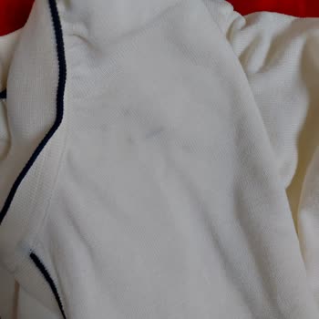 Paul Mark Polo Tişörtte Boya Akması Nedeniyle Değişim Talebi