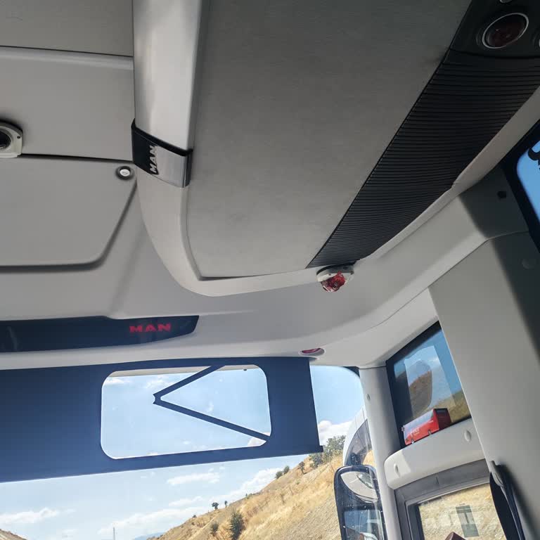 Kale Seyahat Şoförünün Telefonla Tartışması Ve Kamera Kapatması Güvenliği Tehlikeye Atıyor