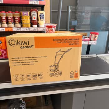 A101 Şubesinde İndirim Etiketi Fiyatı Satışta Olmayan Çapa Makinesi