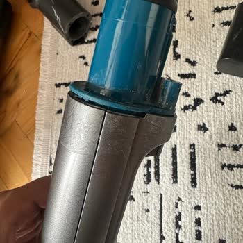 Zayıf Çekiş Ve Kırılan Adaptör İle Philips XC8057/01 Süpürge Garanti Değişim Talebi