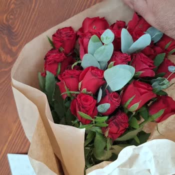 Çiçek Sepeti Eksik ve Kalitesiz Gül Buketi, Geciken Teslimat