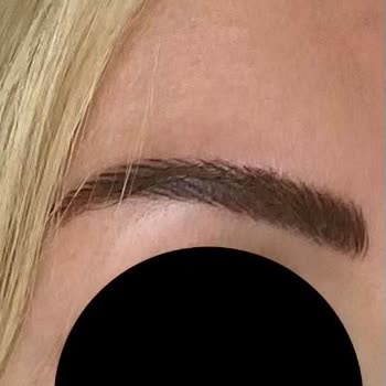 Bronze Beauty & Solarium Alakasız, Hatalı ve Estetikten Uzak Yapılan Kaş Ve Saygısızlık
