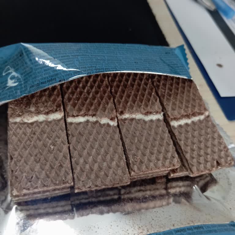 Eti Hoşbeş Gofretlerde Yarım Dolu Hata Ve İade Talebi