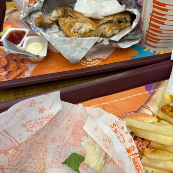 Popeyes’te Uzun Bekleme Ve Hijyen Sorunlarıyla İade Talebi