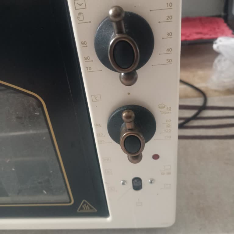 Simfer Midi Fırının Kapısının Düşmesi Ve Servisin Cevap Vermemesi