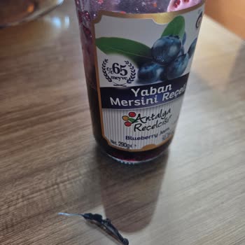 Yaban Mersini Reçelinde Plastik Benzeri Yabancı Madde Ve Firma İletişimsizliği