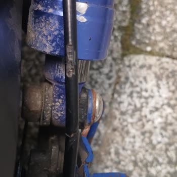 Onvo Scooter’da Kullanılan İkinci El Gaz Kolu Ve Bozuk Fren Kablosu