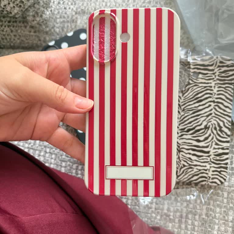 İla Case Kişiselleştirme Notu Olmadan Gelen Telefon Kılıfı İçin İade Ve Düzeltme Talebi