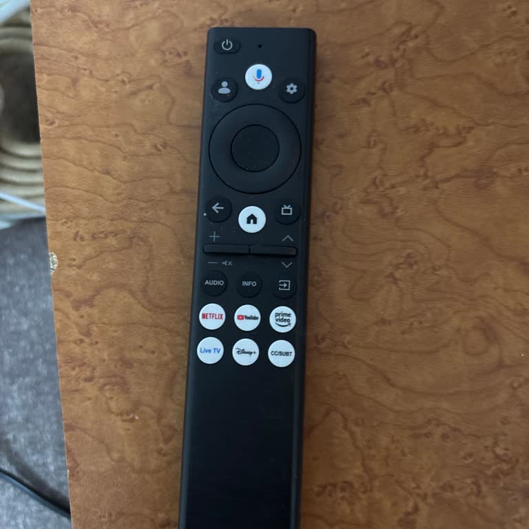 Dijitsu TV Kumandasının Sayı Ve Renk Tuşları Olmadan Gelmesi Hayal Kırıklığına Neden Oldu