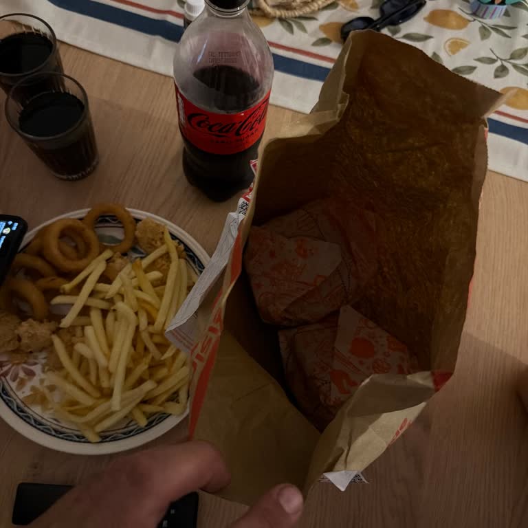 Popeyes Bodrum Şubesinde Sürekli Soğuk Ve Eksik Siparişler