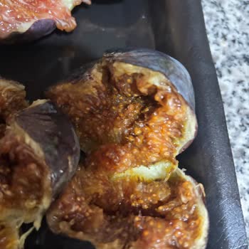 Zırhlı Toptan Market’te Bozuk İncirler İçin Tam İade Talebi