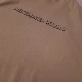 Beymen’in Michael Kors Tişörtünde Renk Atlama, Kullanıcı Hatası İddiası