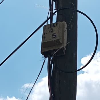 Soğuksu Sokakta Fiber Altyapı Eksikliği İnternet Kullanımını Engelliyor