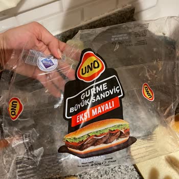 Kocaeli Migros’ta Küflü Ekmek Satışı Sağlık Riski