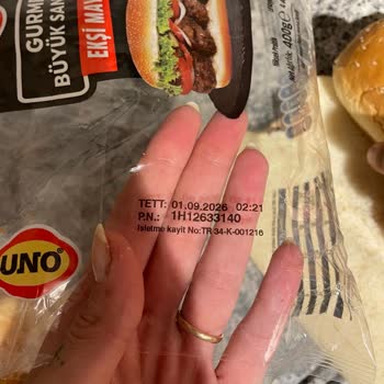 Kocaeli Migros’ta Küflü Ekmek Satışı Sağlık Riski