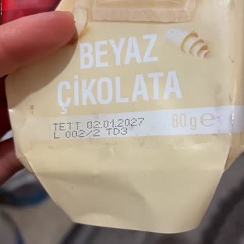 Karman Şok Markette Beyaz Çikolatada Canlı Kurtlar Bulundu