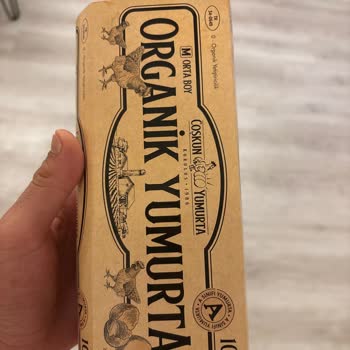 Organik Yumurta Paketi İçinde Siyah Koku Ve Bozulmuş Yumurtalar Sağlık Riski Oluşturdu
