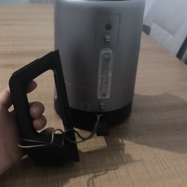Fakir Tamper Çaycı Makinesinin Kulpu 6 Ayda Kırıldı, Servis Ve Parça Sorunu