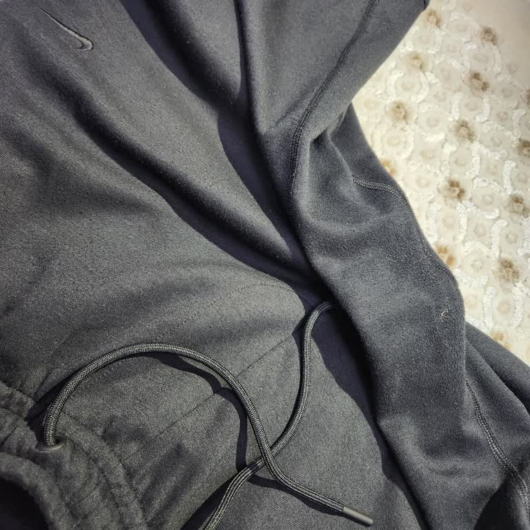 Nike Dri-Fit Eşofmanda Tüylenme Ve Yanıltıcı Satış Taahhüdü