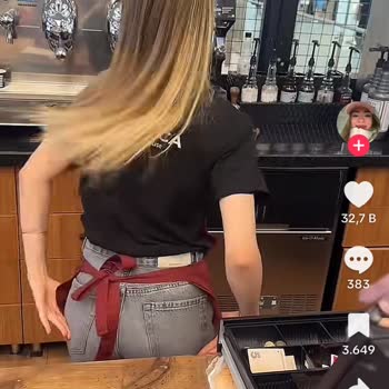 Arabica Şubesinde Çalışanın Uygunsuz TikTok Videosu Yayından Kaldırılmalı