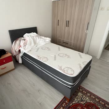 Ortopedik Yatak Ortası Çöktü, Firma Geri Dönüş Yapmıyor