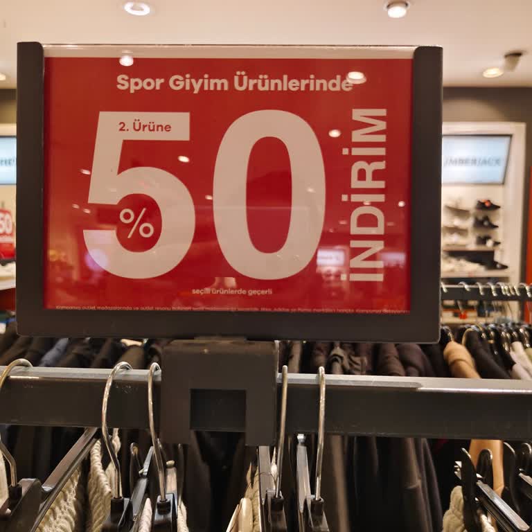 Afişte Belirtilmeyen Şartlar Nedeniyle Yanıltıcı Kampanya Uygulaması