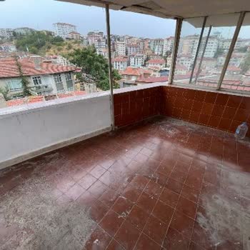 Gündüz Emlak Maddi Açıdan Açık Bir Zarara Uğradığımı Düşünüyorum