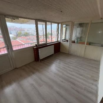 Gündüz Emlak Maddi Açıdan Açık Bir Zarara Uğradığımı Düşünüyorum