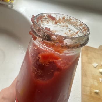 Küflü Rende Domatesi Güvenimizi Sarsıyor