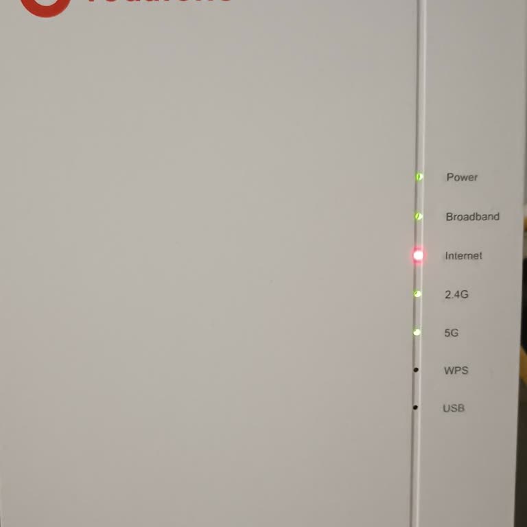 Fiber İnternet Kesintisi Ve Müşteri Hizmetlerinden Yanıt Yok