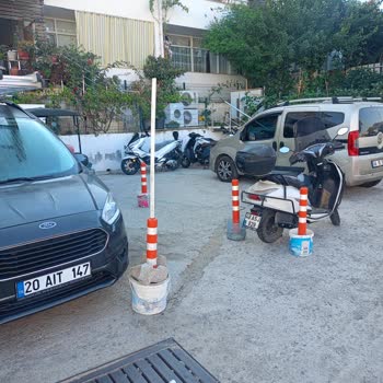 Dubalarla İşgal Edilen Kamusal Yol Ve Görüntü Kirliliği