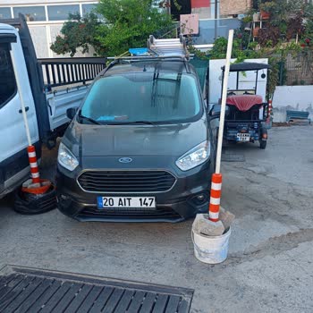 Dubalarla İşgal Edilen Kamusal Yol Ve Görüntü Kirliliği