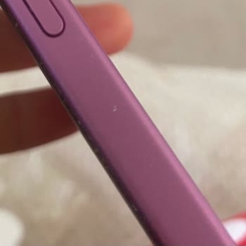 Sert Ve Çizik Yapan Telefon Kılıfı İçin İade Ve Değişim Talebi