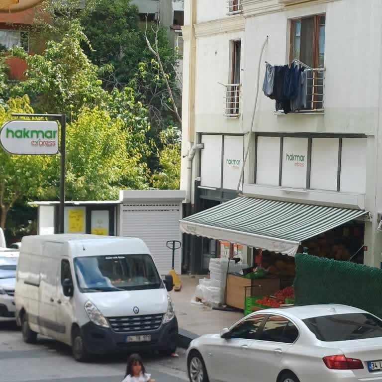 Hakmar Express Şubesinde Erikli Su Zorunlu Satışı