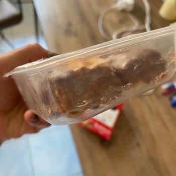 Tarih Geçmemiş Kapalı Baklava Paketi Küflü Çıktı Ve Gıda Güvenliği Endişesi