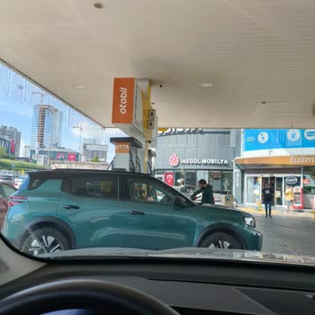 Opet İstasyonunda Araç Konumlandırması Güvenlik Riski Oluşturuyor