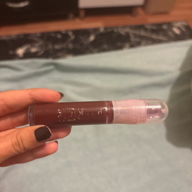 Maybelline Lifter Gloss Ambalaj Yazısı 2 Günde Silindi, Değişim Talebi