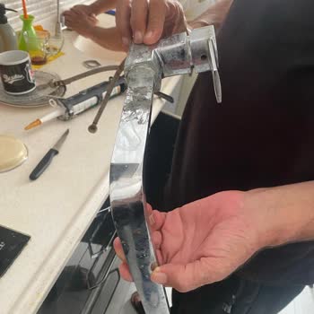 Garanti Kapsamındaki Patlayan Bataryalar İçin Cevap Almayan Müşteri Şikayeti