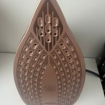Philips Dst8050/20 Azur Buharlı Ütünün Alt Tabanı Kırıldı, Garanti Kapsamında Onarım Talebi