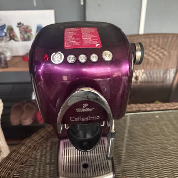 Cafissimo Kahve Makinesinde Kırmızı Işık Yanıyor Ve Çalışmıyor