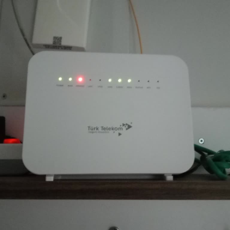 İki Haftadır İnternet Kesik, Acil Onarım İstiyorum