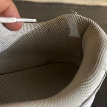 İç Astarı Yırtılan Nike Ayakkabısının İade Ve Değişim Talebi Reddedildi