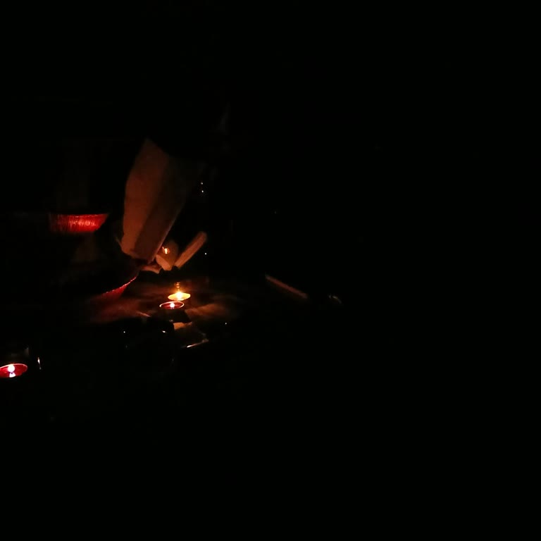 İstanbul’da Uzun Süreli Elektrik Kesintisi Gıdalarımın Bozulması Ve Mağduriyetim