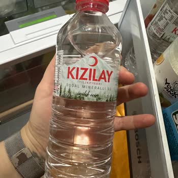 Kızılay Pet Şişe Sularında Kötü Koku, Sağlık Riski Ve İade Talebi