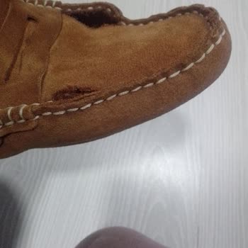 Outlet Mağazasında Alınan Ayakkabının Kısa Sürede Yırtılması Ve Mağazanın Değişim Reddetmesi