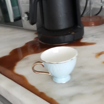 Sürekli Taşırma Sorunu Yaşayan Kahve Makinesi Ücret İadesi Talebi