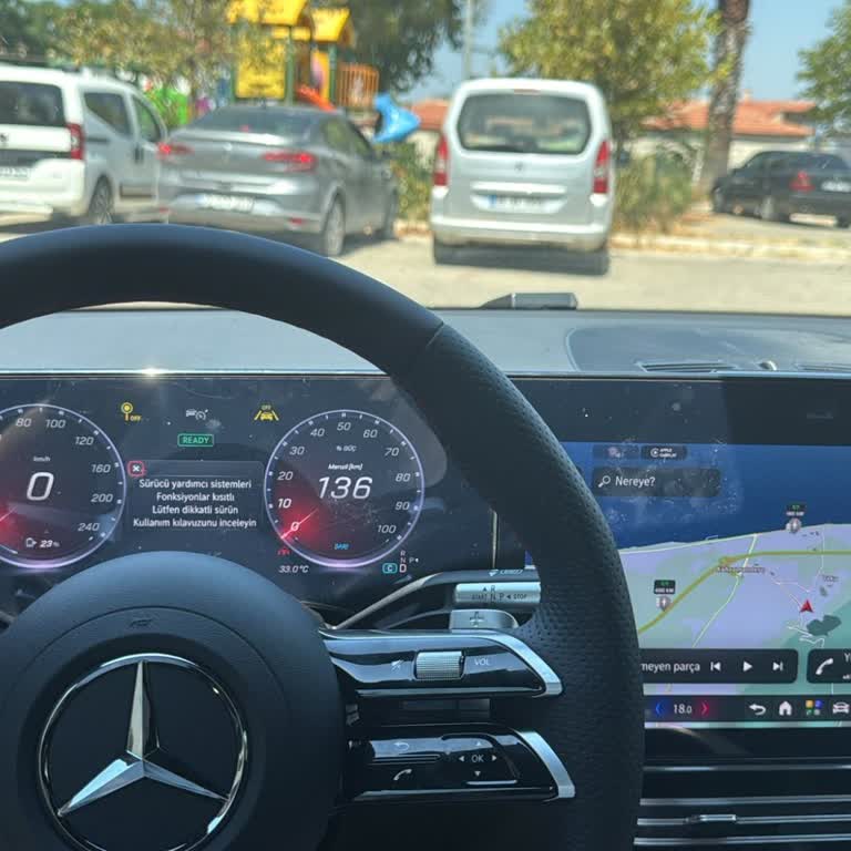 Yeni Mercedes'te Hayati Güvenlik Sistemleri Arızalı Ve Servis Çözüm Sunamıyor